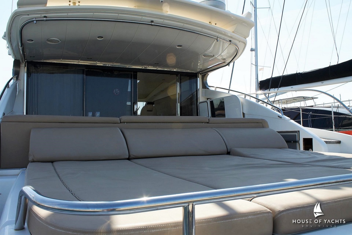 Princess V62