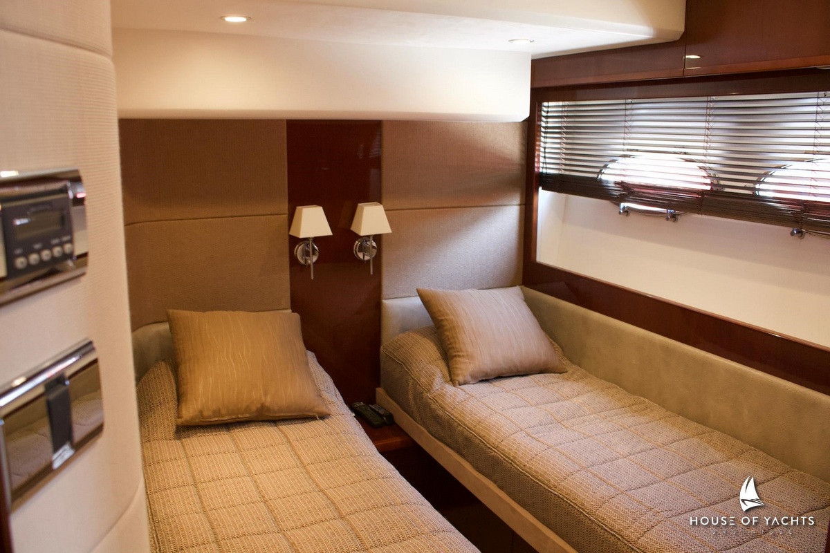 Princess V62