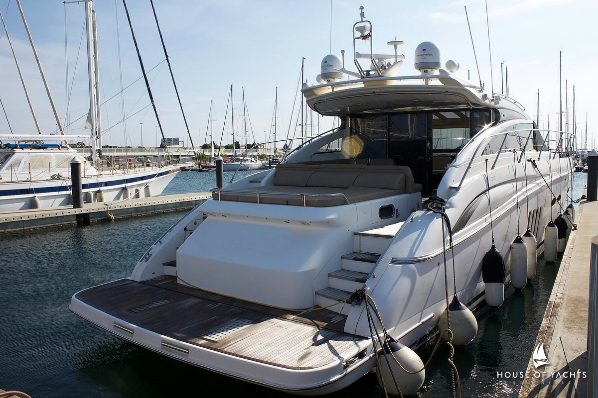 Princess V62