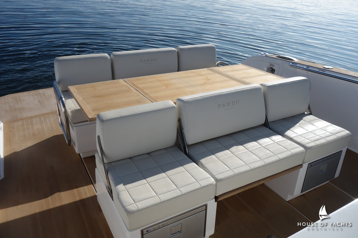 Pardo 38