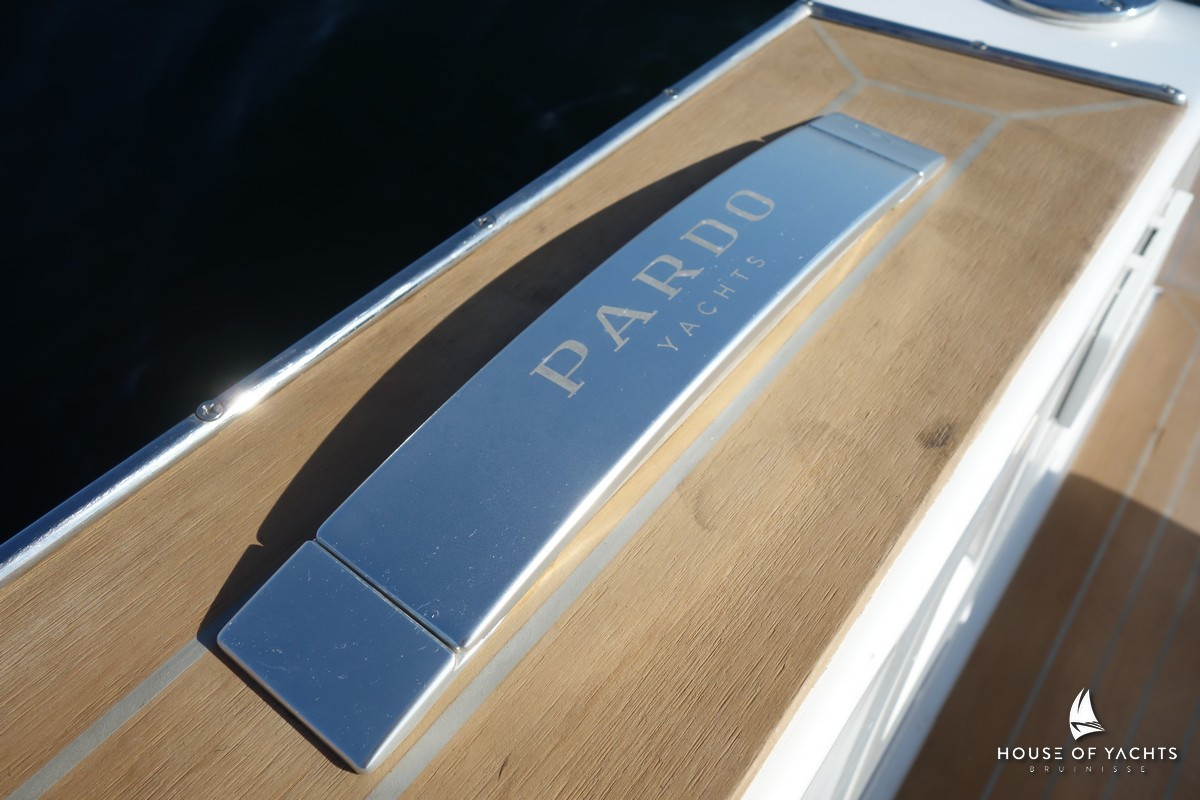 Pardo 38