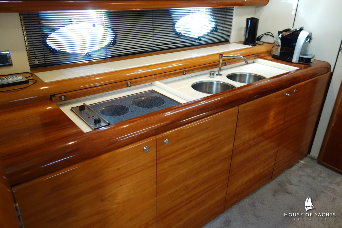 Princess V52