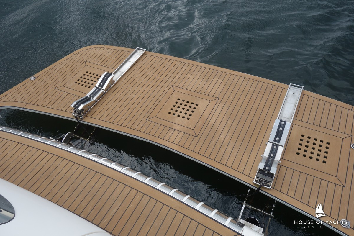 Princess V52