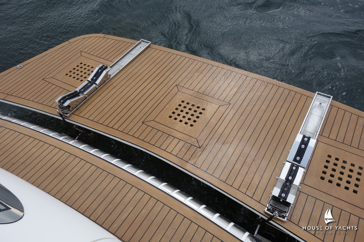 Princess V52
