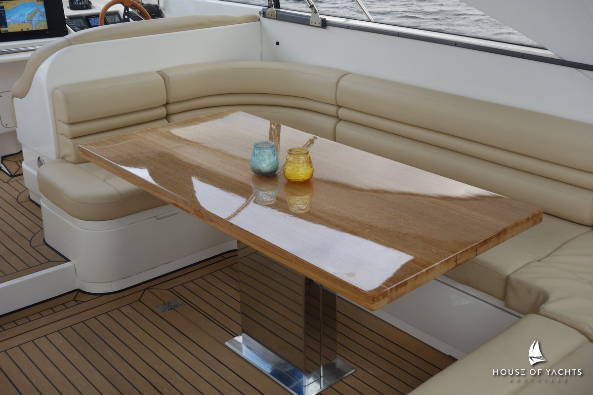 Princess V52