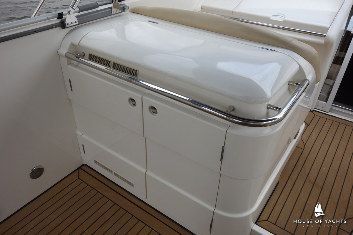 Princess V52