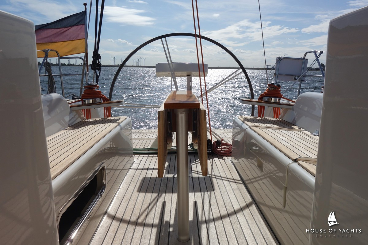 Von Ahlen 403
