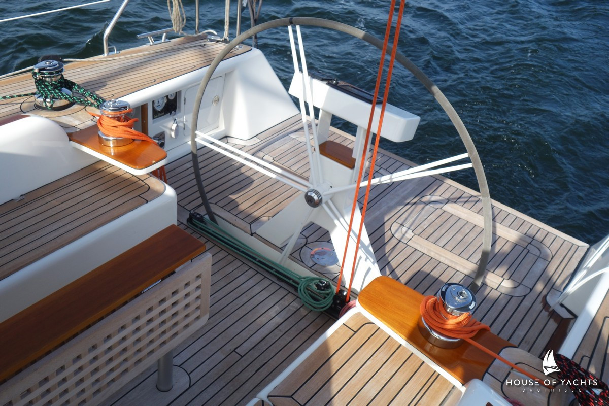 Von Ahlen 403