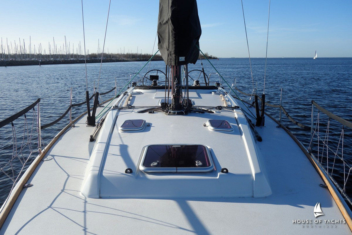 Grand Soleil 43