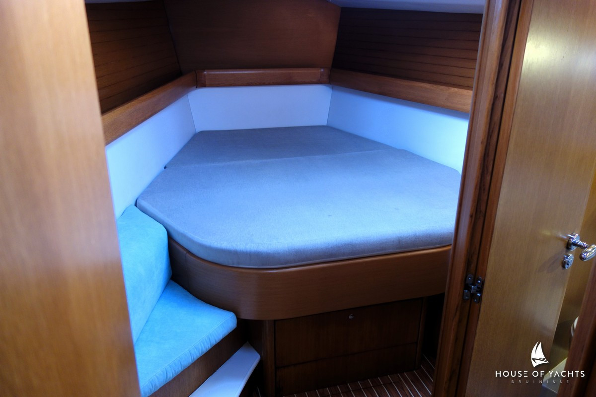 Grand Soleil 43