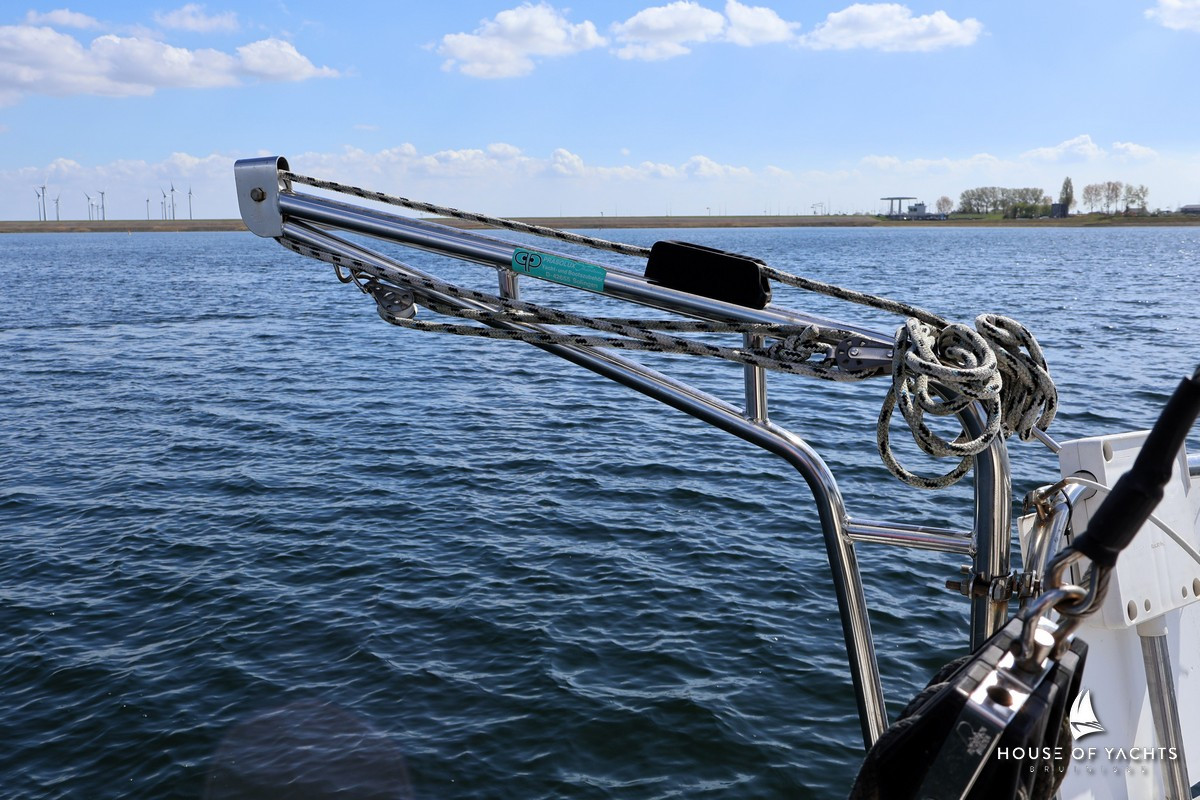 Bavaria 40-2