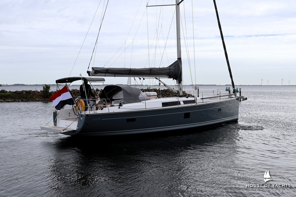 Hanse 445