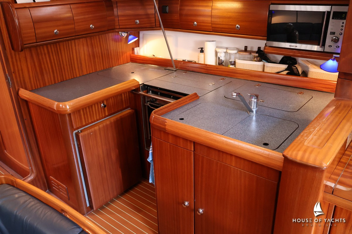 Bavaria 49-3