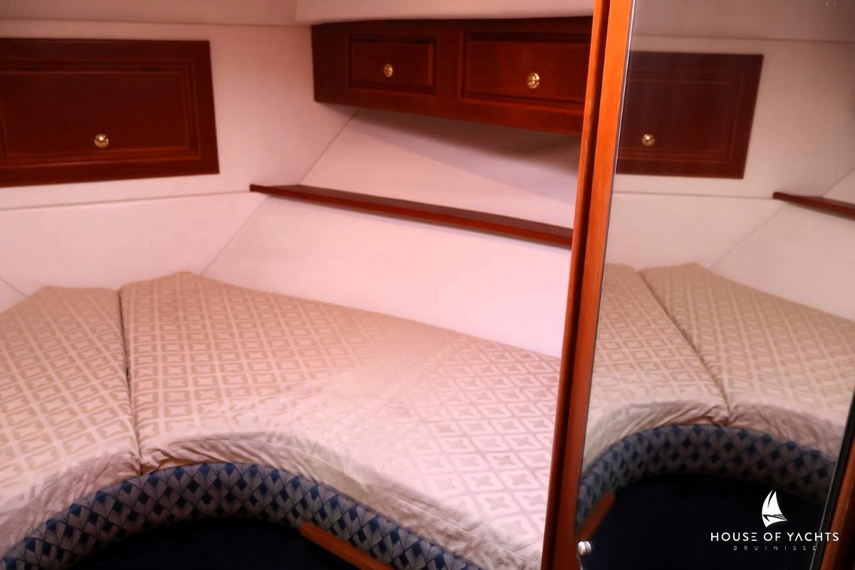 Atlantic 38