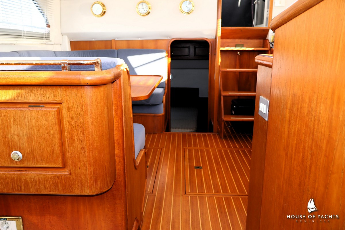 Atlantic 38