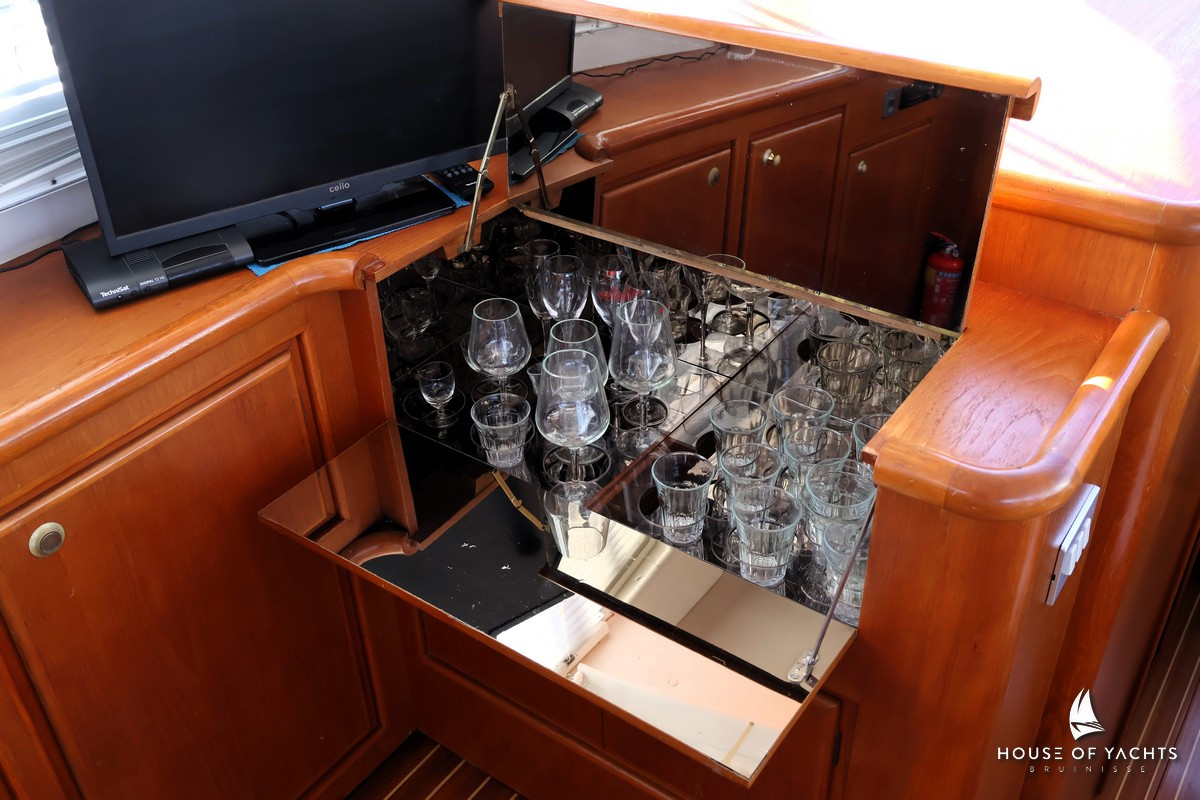 Atlantic 38