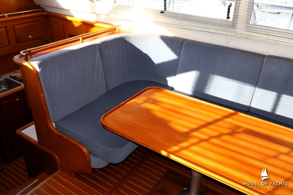 Atlantic 38