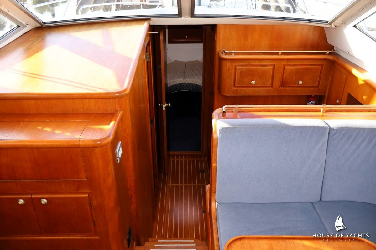 Atlantic 38