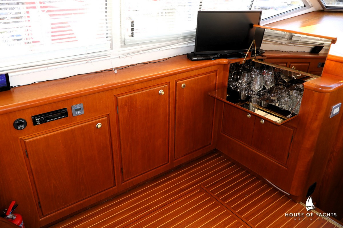 Atlantic 38