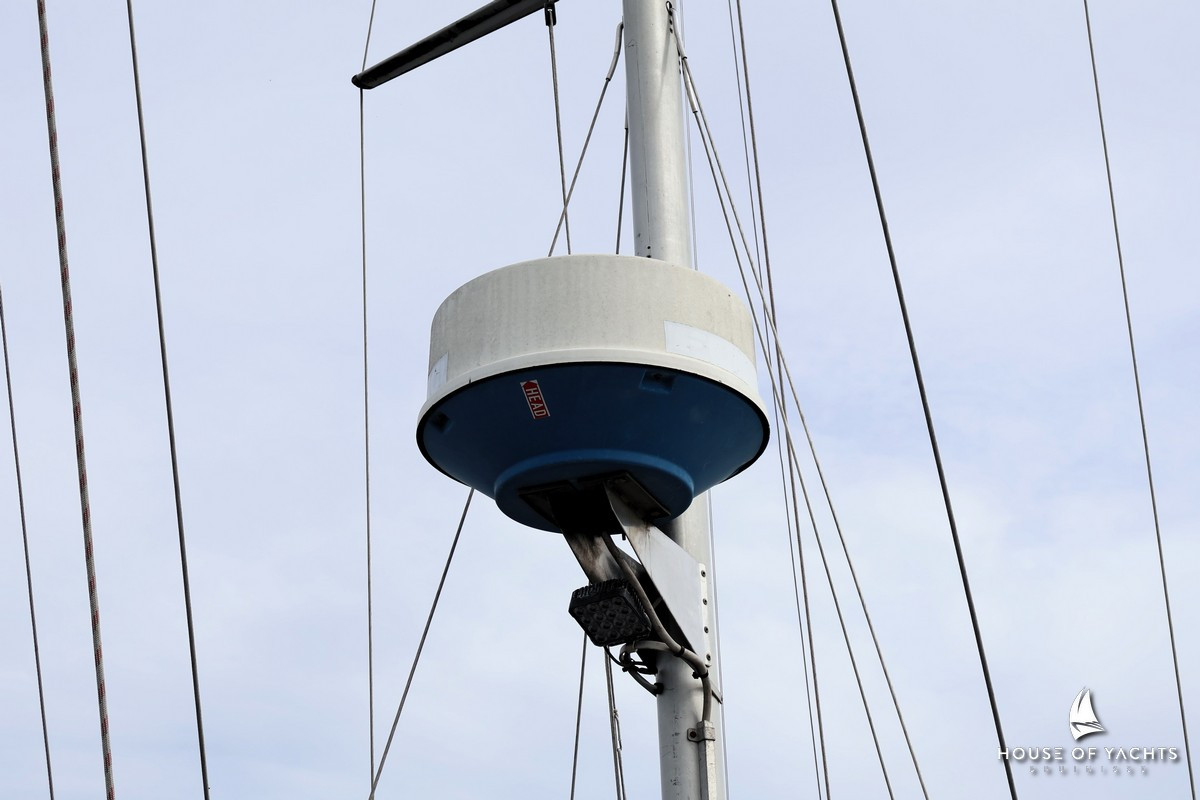 Hallberg-Rassy 42E