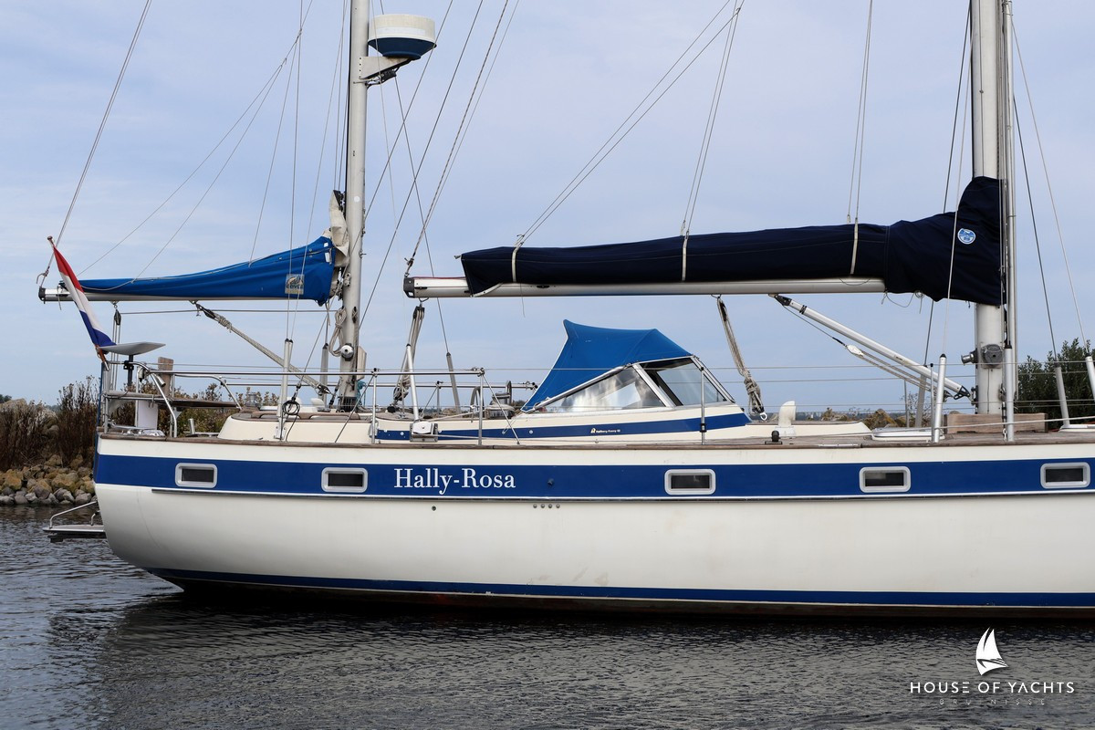 Hallberg-Rassy 42E